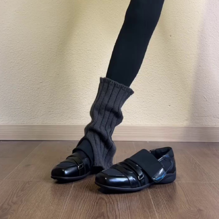 羊皮版~四季通用橡胶底方头方头休闲风魔术贴设计交叉带显瘦单鞋