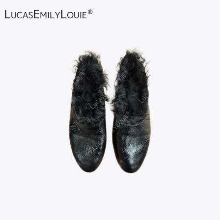 LUCASEMILYLOUIE欢姐0220复古时尚毛毛尖头一脚蹬平底鞋260007