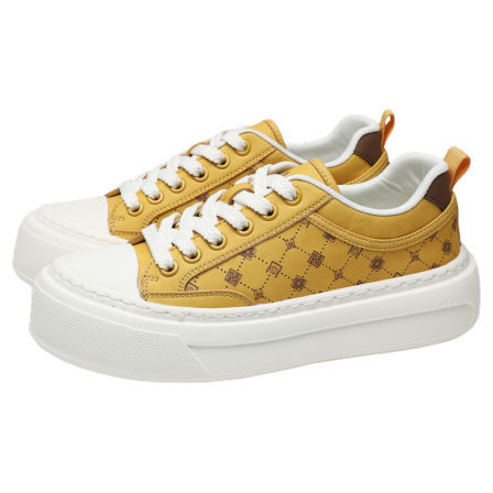 马克华菲男鞋春季2026新款青少年软底潮鞋巨好看鞋子男士休闲板鞋