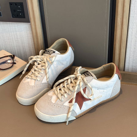 女大童百搭星星板鞋2026春季新款青少年休闲运动鞋亲子时尚德训鞋