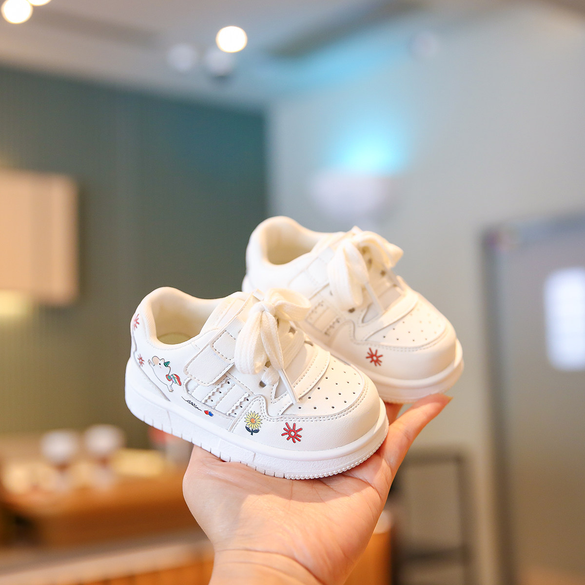 婴幼儿学步鞋春秋季软底女宝宝鞋子防滑男童鞋儿童小白鞋女童板鞋主图