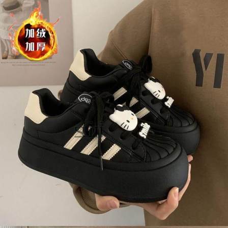 官网C&K女童鞋子2026春秋季皮面板鞋中大童kt猫运动鞋黑色贝壳头