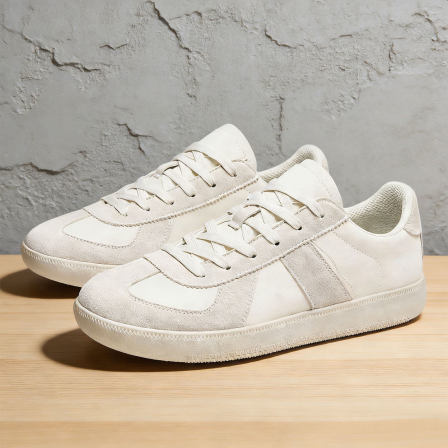 小白鞋子2026新款轻便牛筋底德训板鞋男士百搭耐磨防滑休闲赛车鞋