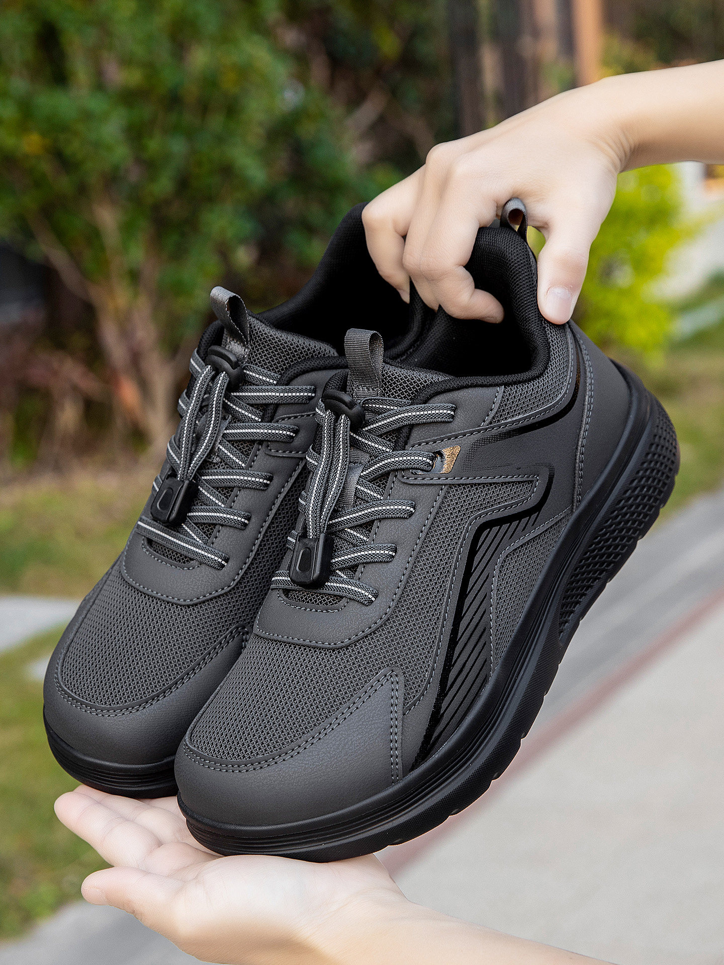 张凯丽老人鞋春季男鞋2026新款爸爸鞋中老年舒适不累脚休闲运动鞋主图