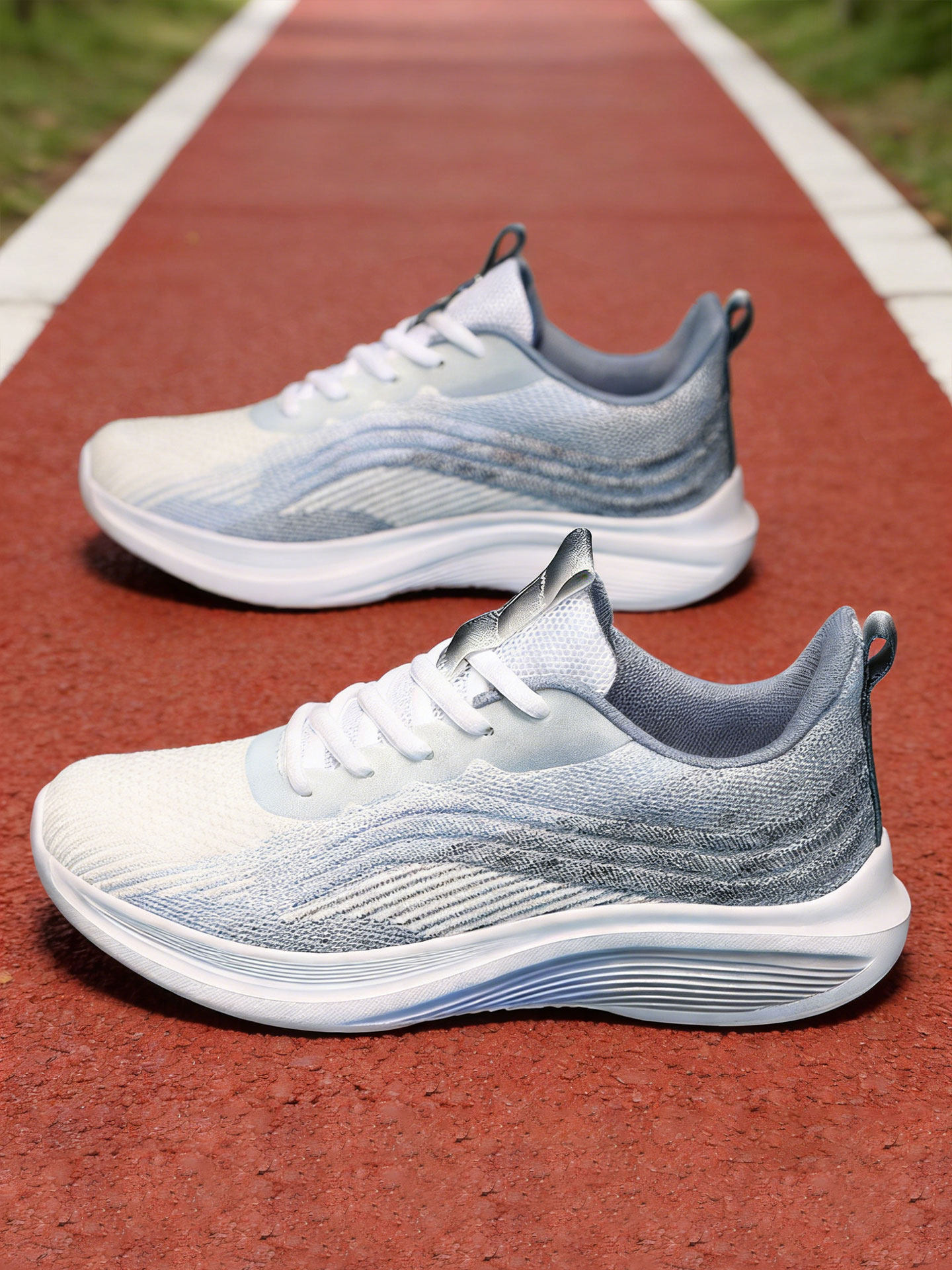 夏季薄款透气运动鞋青少年防臭超软舒适男女款防滑减震休闲慢跑鞋主图