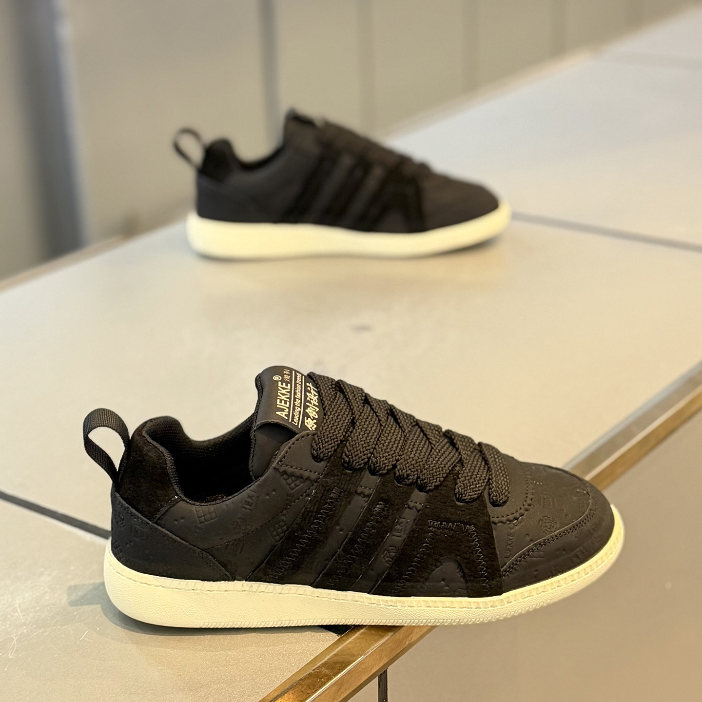 阿甘男鞋2026春季新款百搭厚底黑色德训板鞋软底开车鞋休闲运动鞋主图