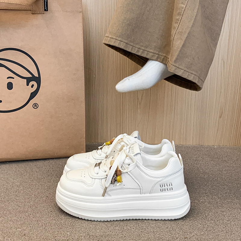 巨好看女童小白鞋女2026春季新款软底增高中大童学生运动休闲板鞋主图