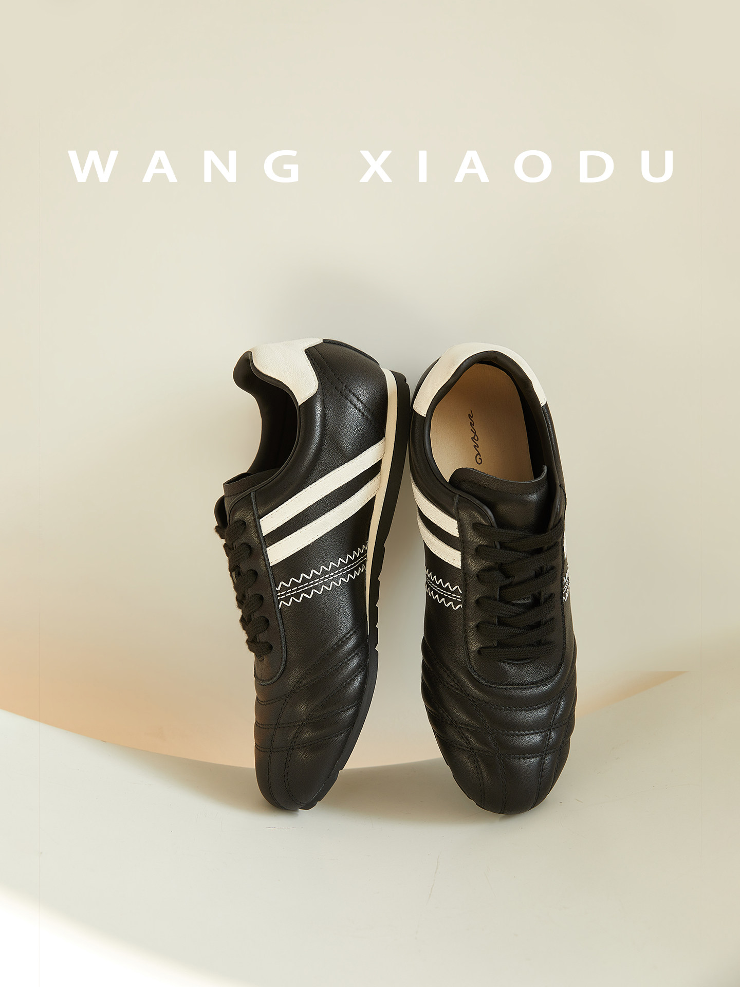 原创【王小毒】云上舞步●复古薄底跆拳道运动鞋女真皮赛车德训鞋主图