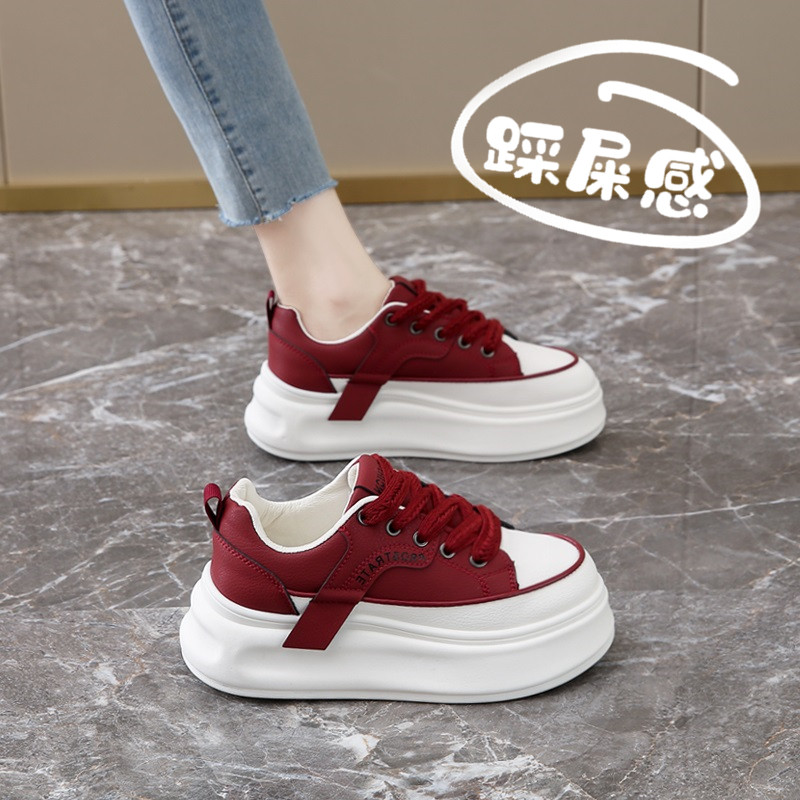 真皮红色女鞋2026新款春季时尚百搭不累脚增高板鞋休闲厚底小白鞋主图