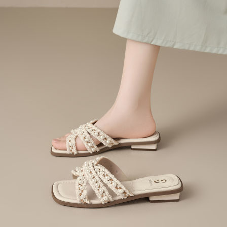 卓诗尼珍珠平底一字拖女款2026新款夏季时尚凉拖鞋女夏外穿仙女风