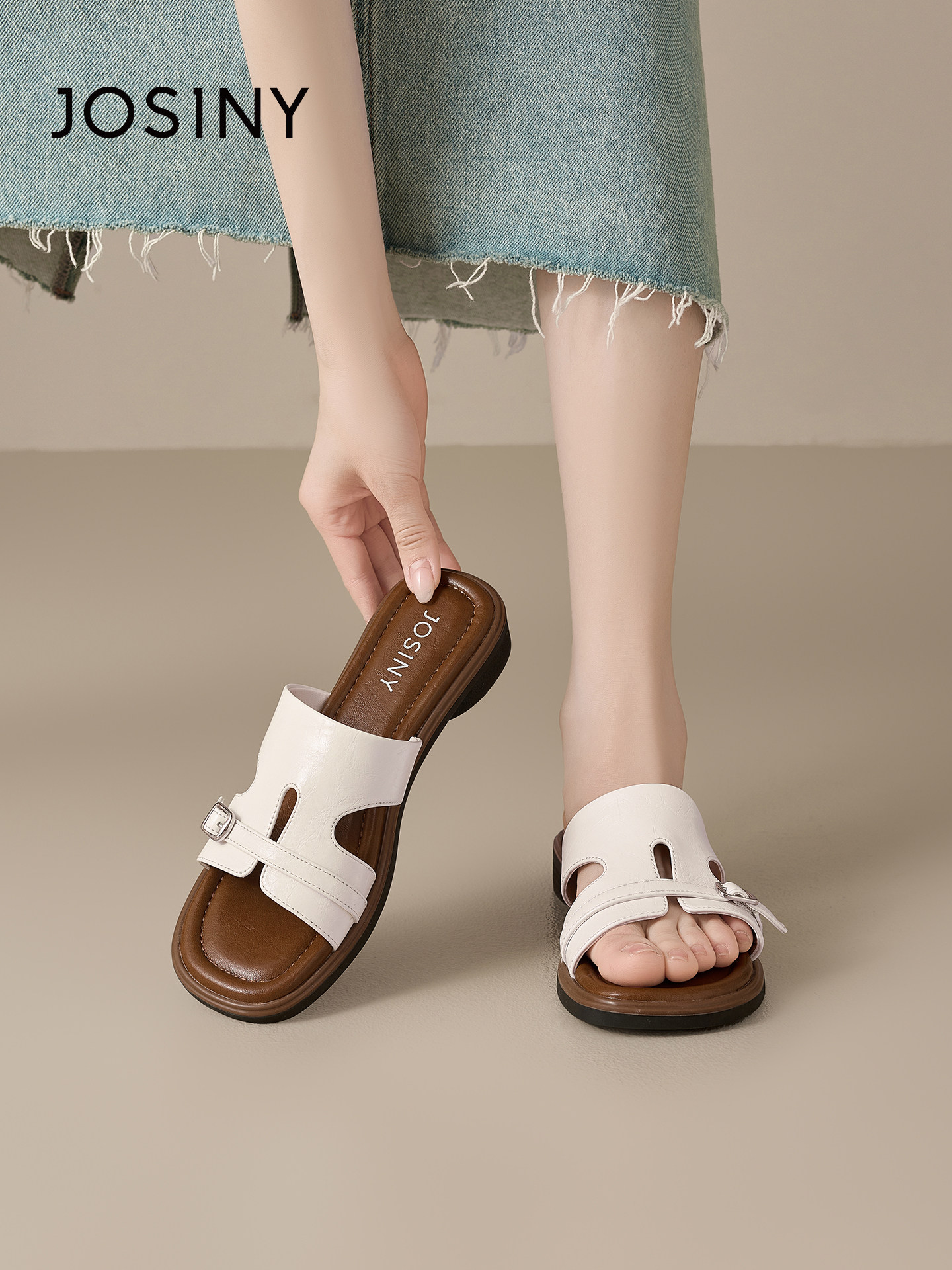 卓诗尼凉拖鞋女款百搭2026新款夏季平底软底拖鞋女夏外穿一字拖鞋主图