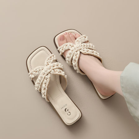 卓诗尼珍珠时尚凉拖鞋女夏外穿仙女风2026新款夏季平底一字拖女款