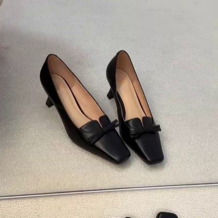 羊皮版~浅口简约纯色细跟韩式单鞋蝴蝶结设计方头细跟百搭高跟鞋