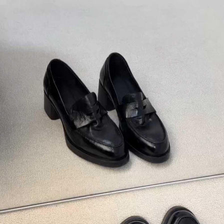 羊皮版~通勤鞋女复古软皮简约厚底粗跟不累脚乐福鞋女黑色小皮鞋