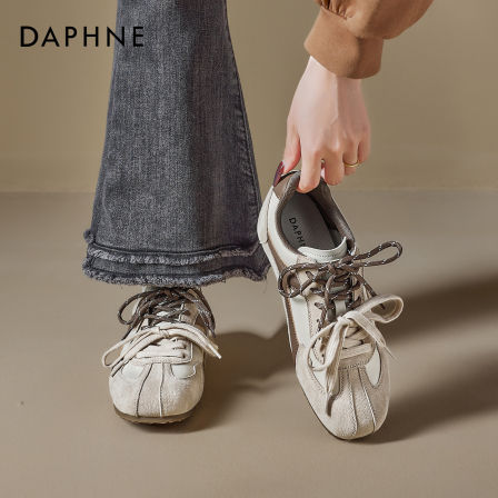 达芙妮德训鞋女款2026新款春季平底芭蕾复古巨好看休闲百搭运动鞋