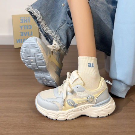 回力可爱小鱼跑步鞋女鞋2026年超火的鞋子网面透气软底减震运动鞋