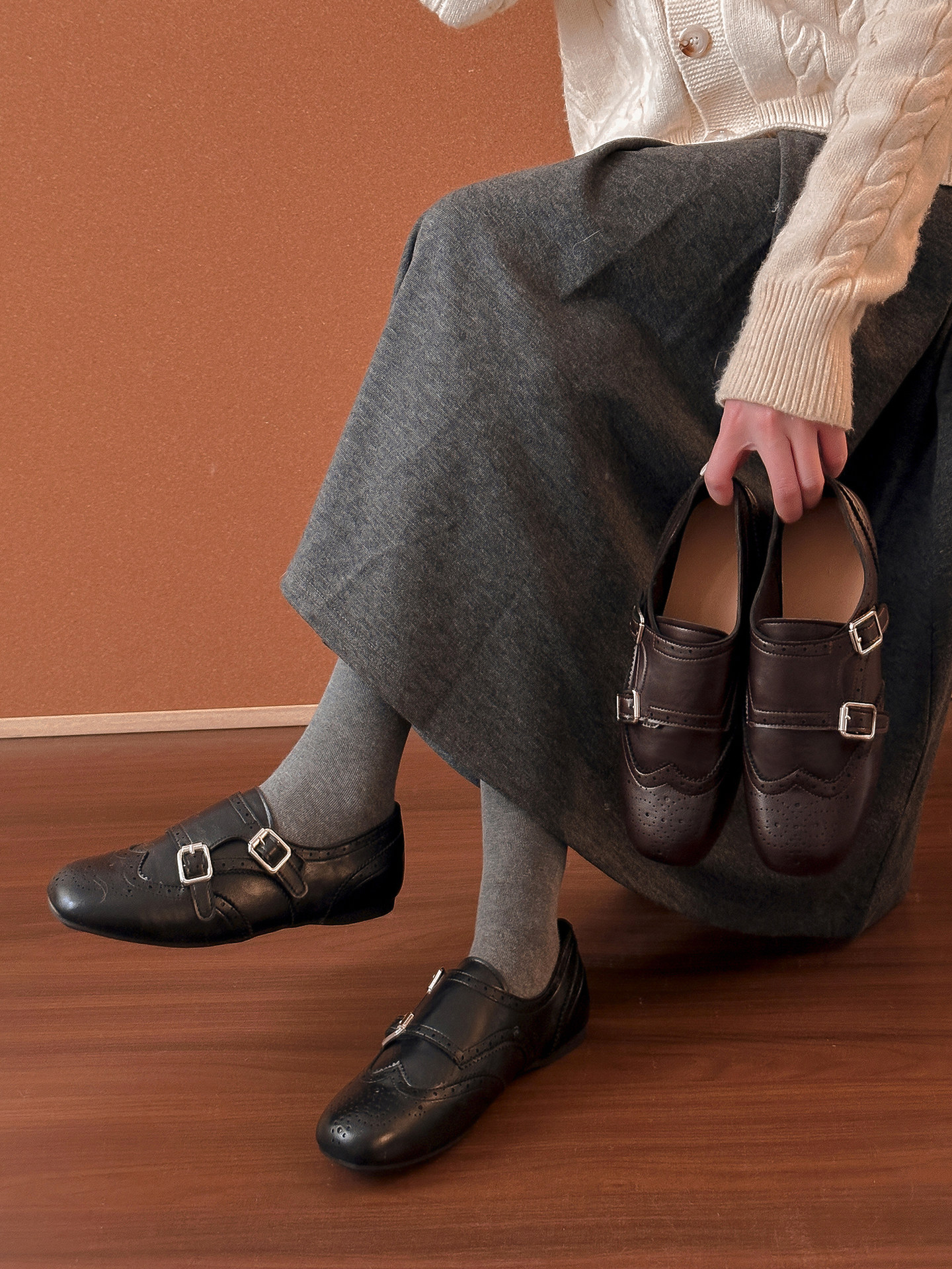 复古雕花布洛克鞋女2026春季新款软底一脚蹬乐福小皮鞋勃肯单鞋子主图