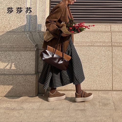 【小奶糕】莎莎苏2026年春季新款时尚运动鞋厚底休闲板鞋Z76102Y-16主图