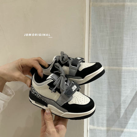 JBM中大童潮鞋低帮板鞋小白鞋气垫运动鞋男女童魔术贴学生篮球鞋