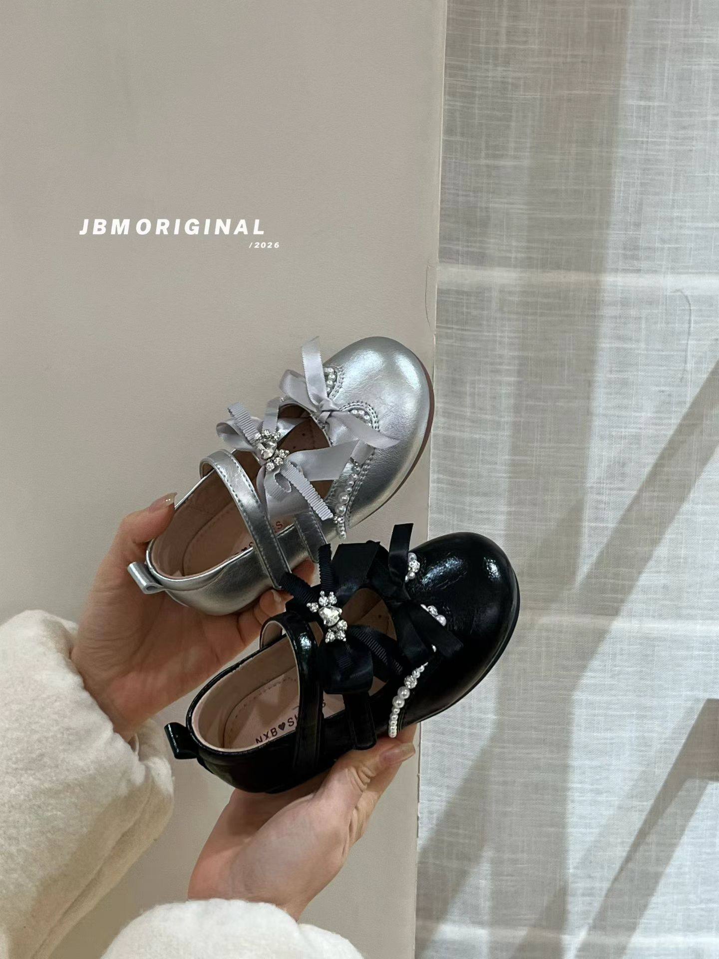 JBM儿童鞋银色蝴蝶结玛丽珍鞋女童公主鞋韩版软底浅口黑色水钻鞋主图