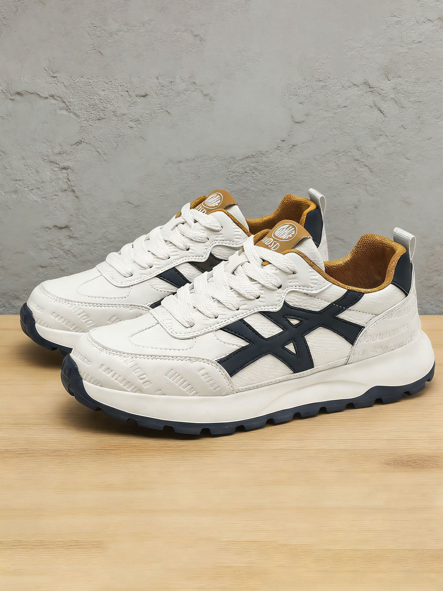 男鞋2026新款高级感轻奢休闲男士鞋子皮面防水耐磨厚底运动阿甘鞋主图