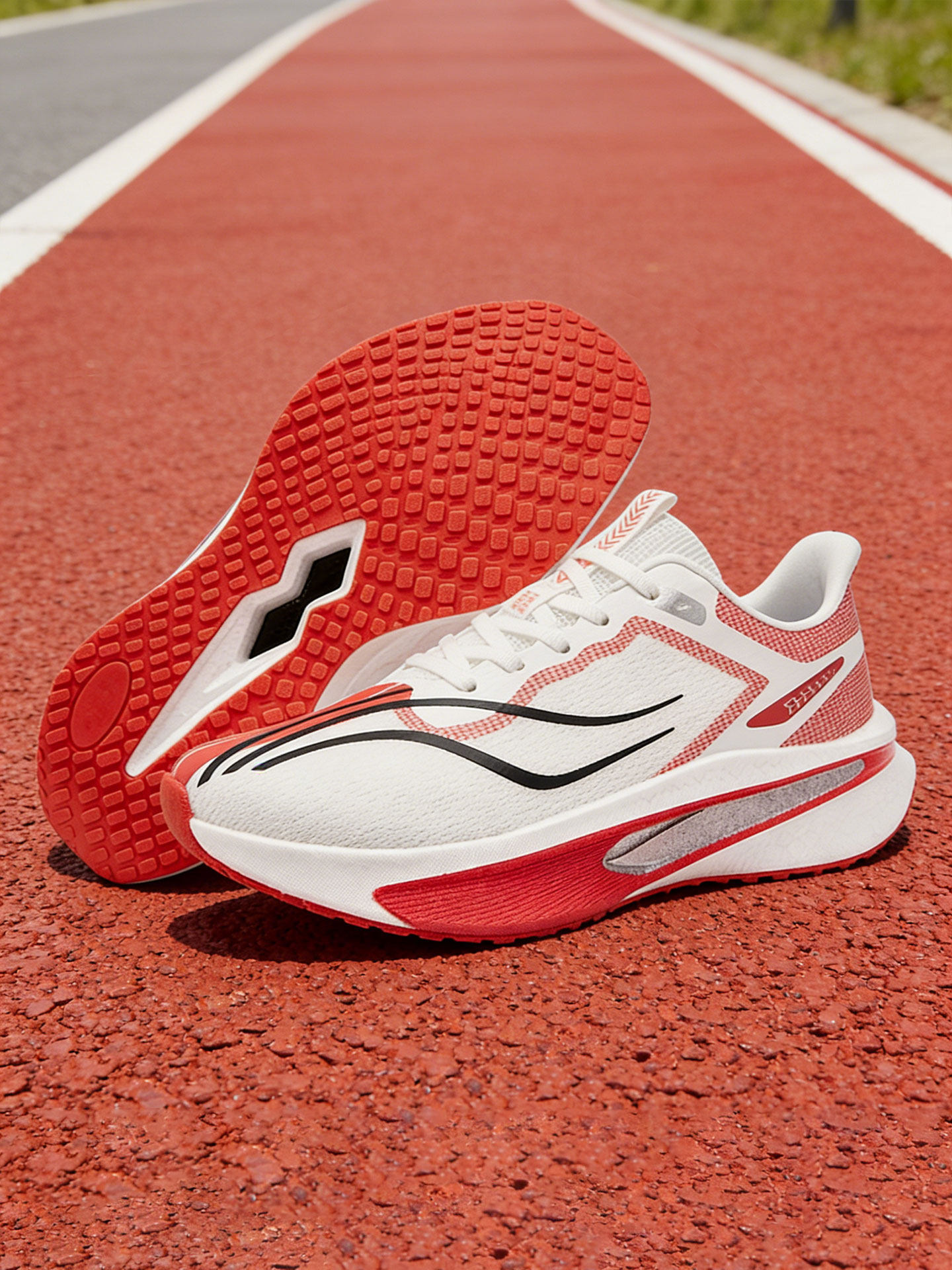 男鞋2026新款男透气不带碳板男童运动鞋软底回弹超轻学生竞速跑鞋主图