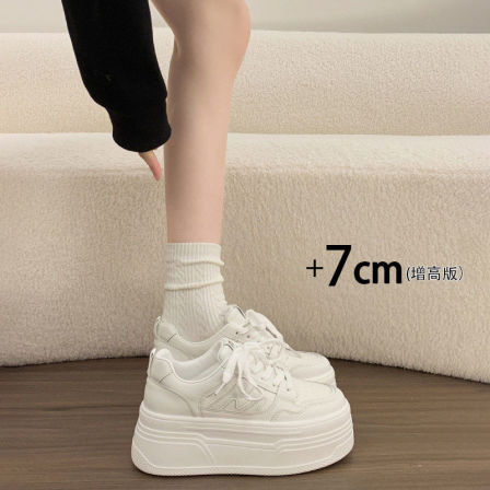 莆田女鞋厚底增高7CM皮面小白鞋女2026春季小个子百搭休闲板鞋女