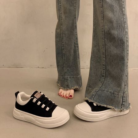 厚底板鞋女款2026新款爆款休闲百搭时尚系带小个子内增高春季女鞋
