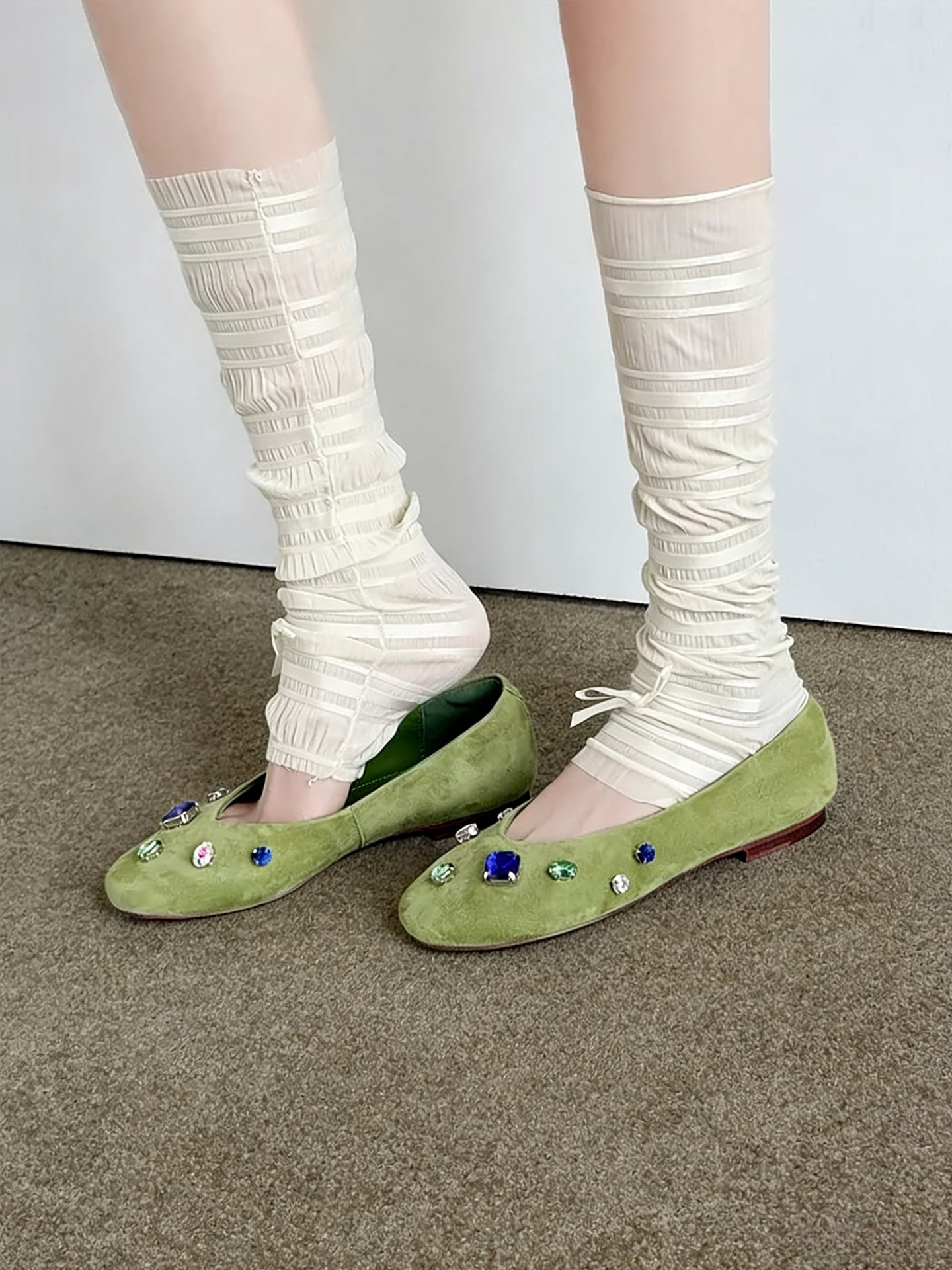 戈森定制法式水钻单鞋女2026新款绿色真皮浅口圆头平底百搭奶奶鞋主图