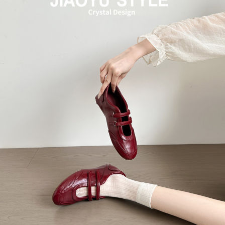 真皮~骄屿复古红色运动玛丽珍鞋女浅口魔术贴休闲单鞋芭蕾德训鞋