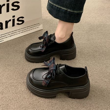 黑色小皮鞋女2026新款春爆款百搭厚底粗跟英伦风小个子增高乐福鞋
