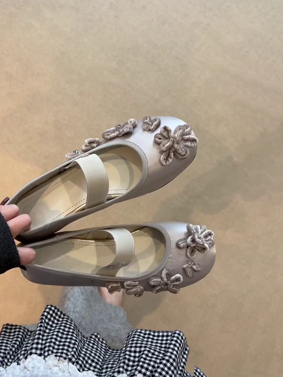 羊皮版~圆头花朵法式芭蕾舞鞋松紧带浅口配裙内增高玛丽珍单鞋女主图