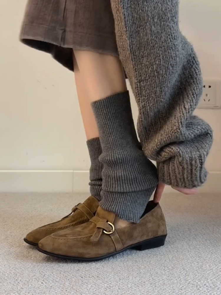 羊皮版~极简通勤低跟乐福鞋女复古老钱风绒面尖头百搭个性小皮鞋主图