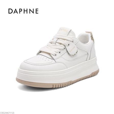 达芙妮小白鞋女2026春季新款爆款潮流时尚百搭厚底休闲运动板鞋