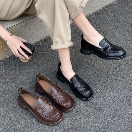 X7226 大码女鞋英伦风羊皮圆头一脚蹬百搭真皮平底乐福鞋女皮鞋