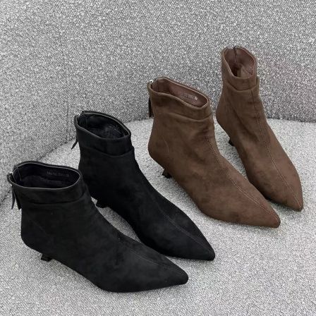 特XIAOJIAOYA——时尚百搭短筒皱皱时装靴1158-72C