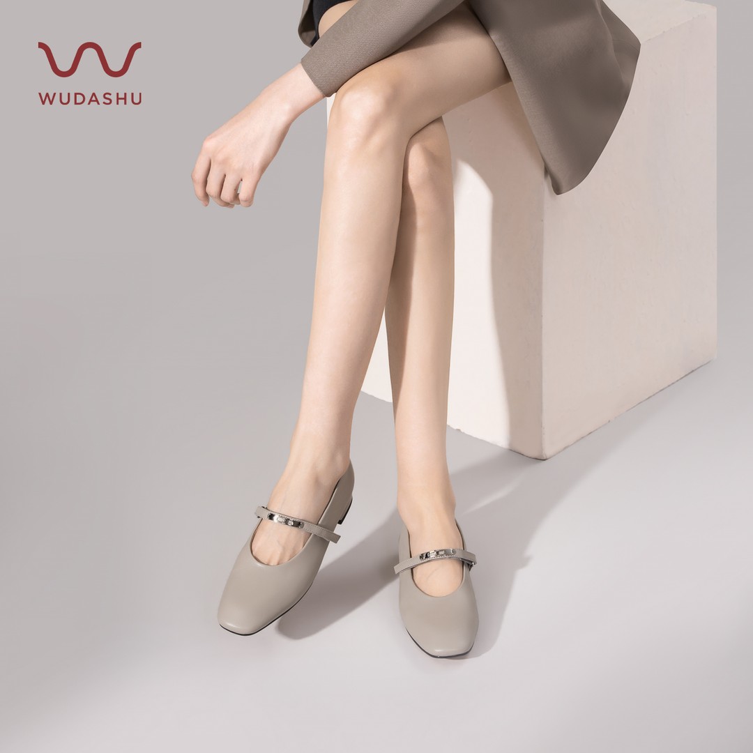 吴大叔圆头法式高级感气质真皮低跟单鞋休闲玛丽珍鞋A41B1F1019A主图