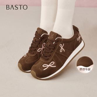 百思图2025秋季新款德训鞋时尚潮流复古女休闲鞋WX681CM5