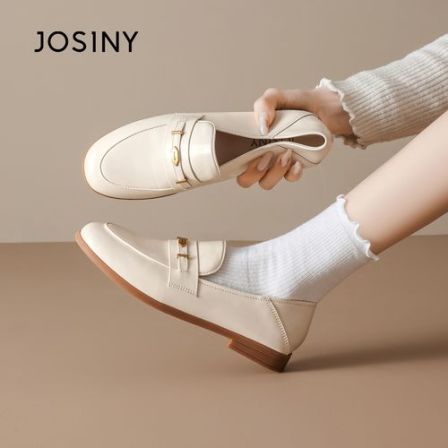 卓诗尼英伦风乐福鞋女款2026新款春季平底黑色单鞋粗跟通勤小皮鞋