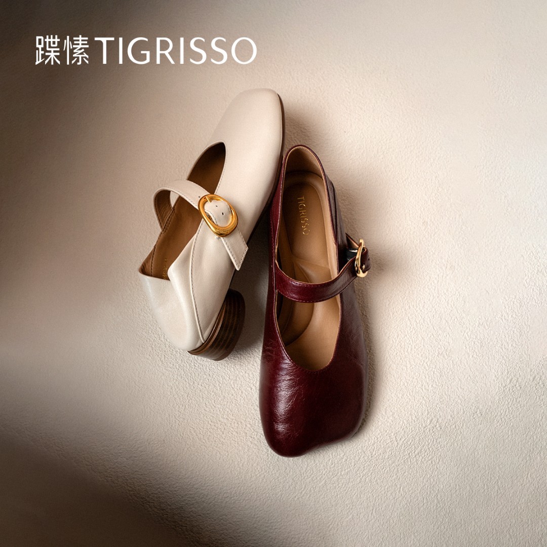 蹀愫2025年春季新款真皮圆头超软芭蕾舞平底鞋玛丽珍TA65132-13主图