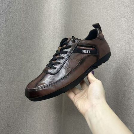 头层牛皮男士休闲皮鞋春季新款韩版潮流百搭真皮鞋子软底透气男鞋