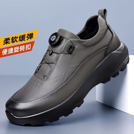 冬季圆头旋转纽扣一脚蹬时尚休闲皮鞋防水厚底耐磨轻便百搭鞋子