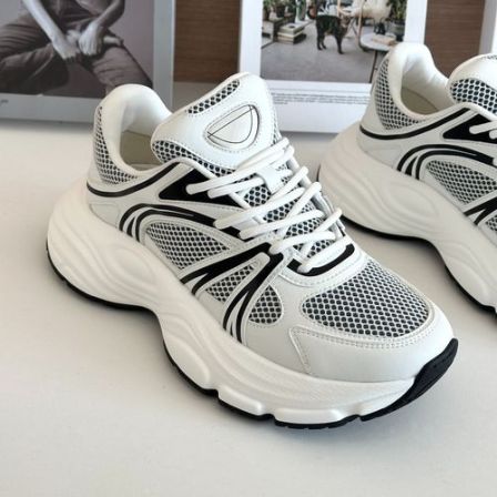 【迪凯乐鞋子】新款平跟时尚休闲鞋百搭男士欧若精灵风潮鞋792A