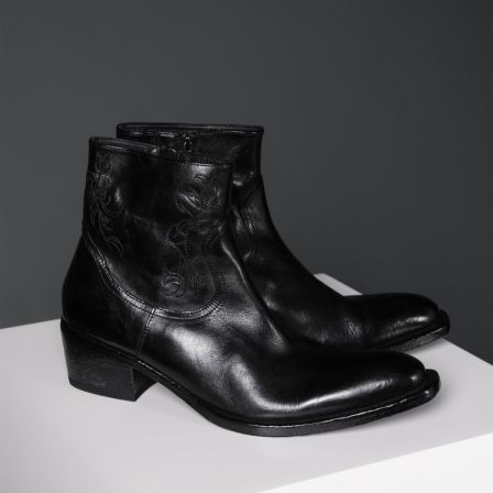 Set for life 25SS 复古水洗做旧马皮固特异雕花刺绣尖头靴切尔西