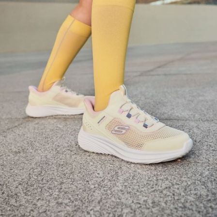 官方女童闪穿一脚蹬轻便减震校园跑步鞋运动鞋319102L