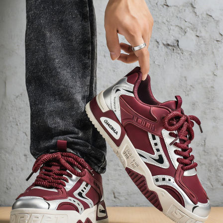 2026新款潮牌男鞋高级感男士酒红色板鞋韩版百搭休闲增高厚底鞋子