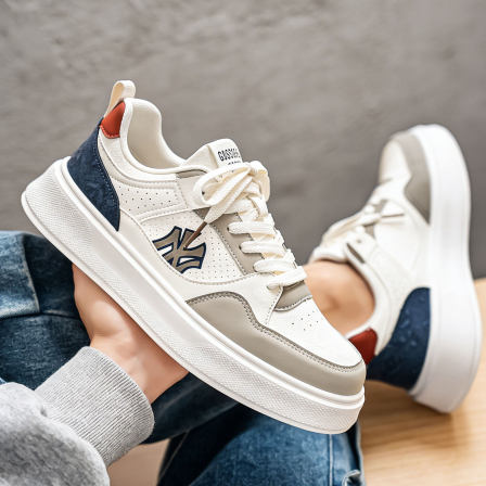 鞋子男款2026新款春季百搭高级感休闲板鞋厚底青少年运动小白潮鞋