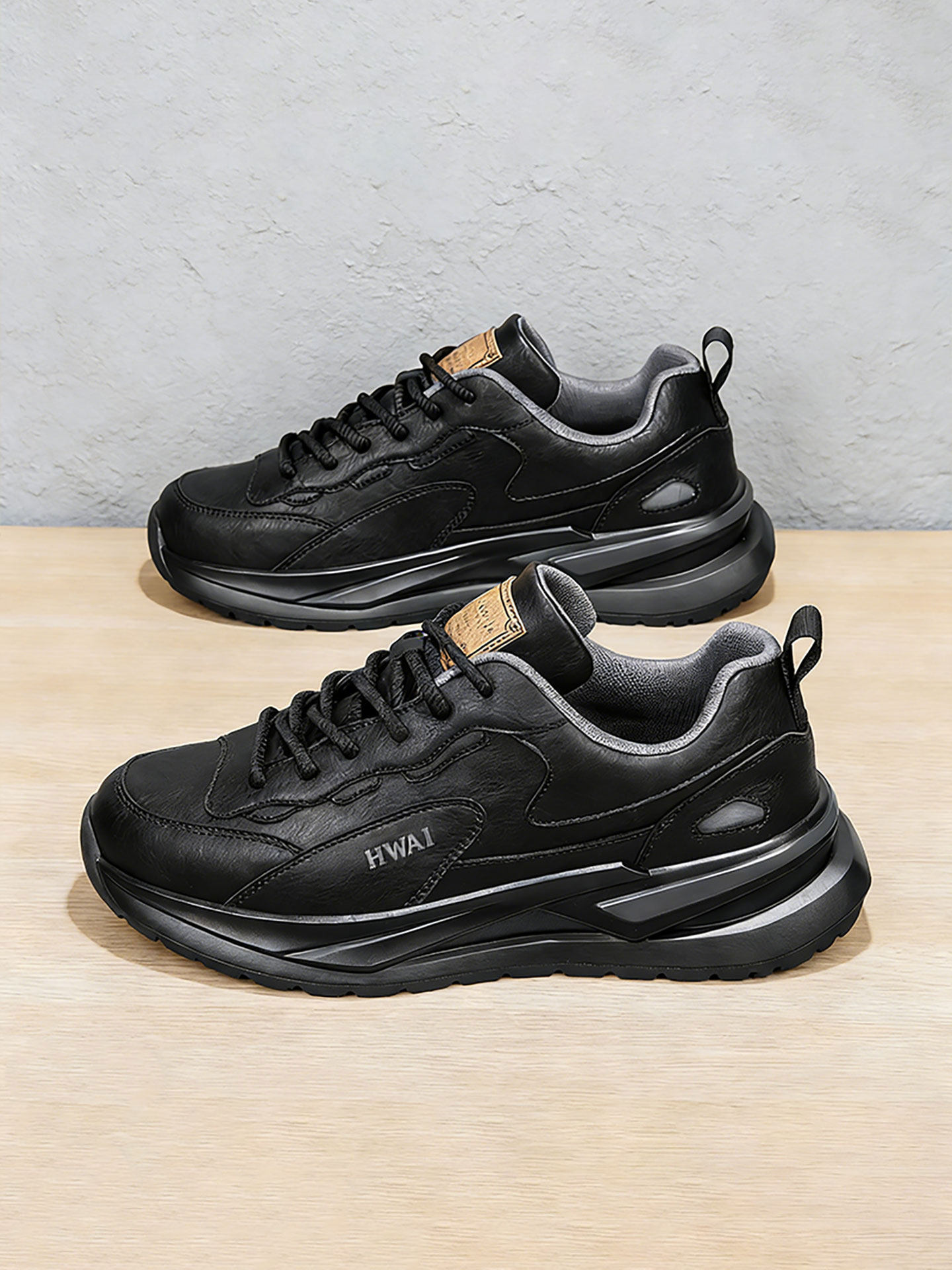 男士运动皮鞋舒适软底防臭增高复古男鞋户外防水防滑休闲徒步鞋男主图