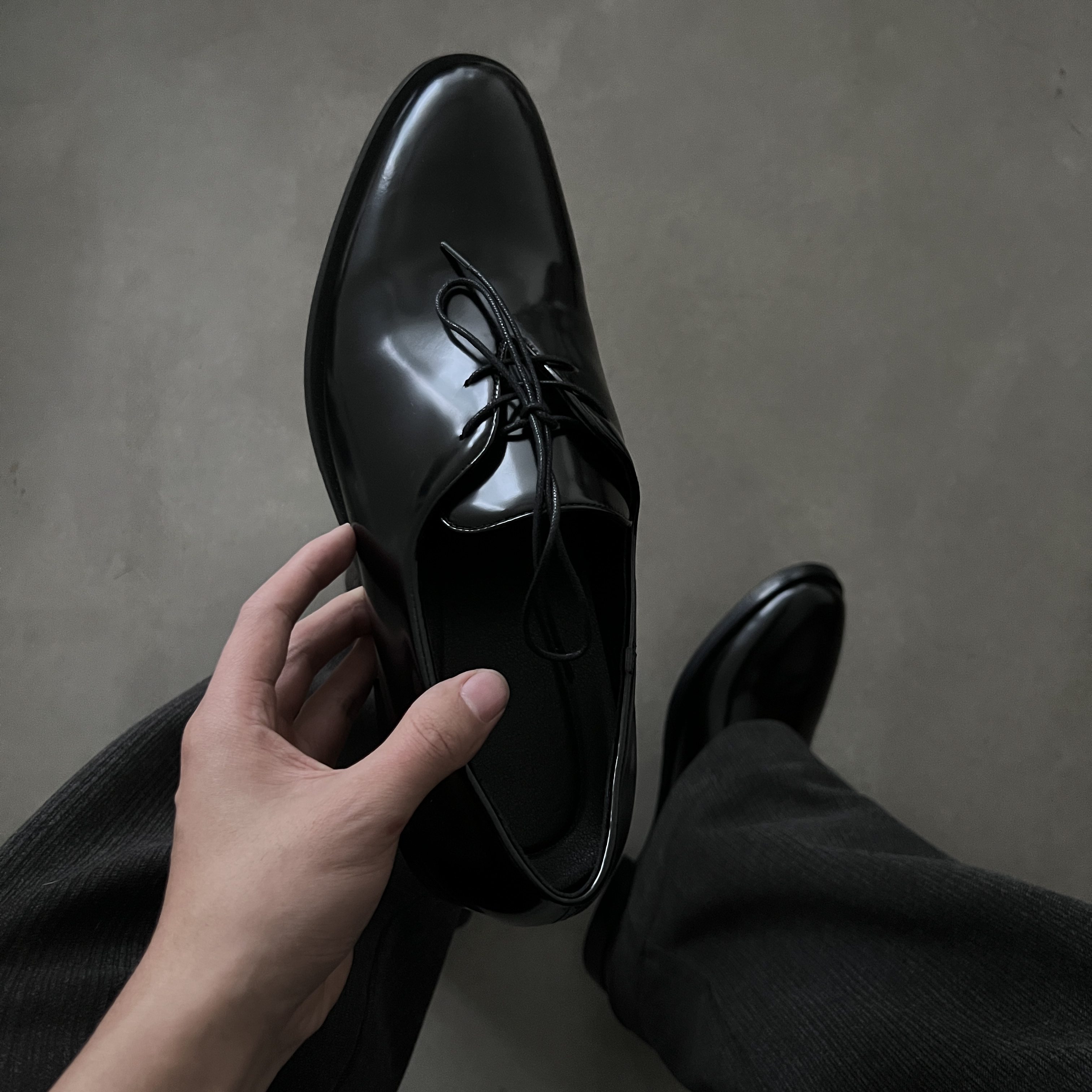 老钱风亮面裁片休闲薄底牛津鞋尖头皮鞋男士百搭基础极简通勤德比主图