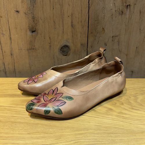 真皮皮鞋鞋子春季单鞋软底国风复古中式妈妈超软舒适不累脚女鞋主图